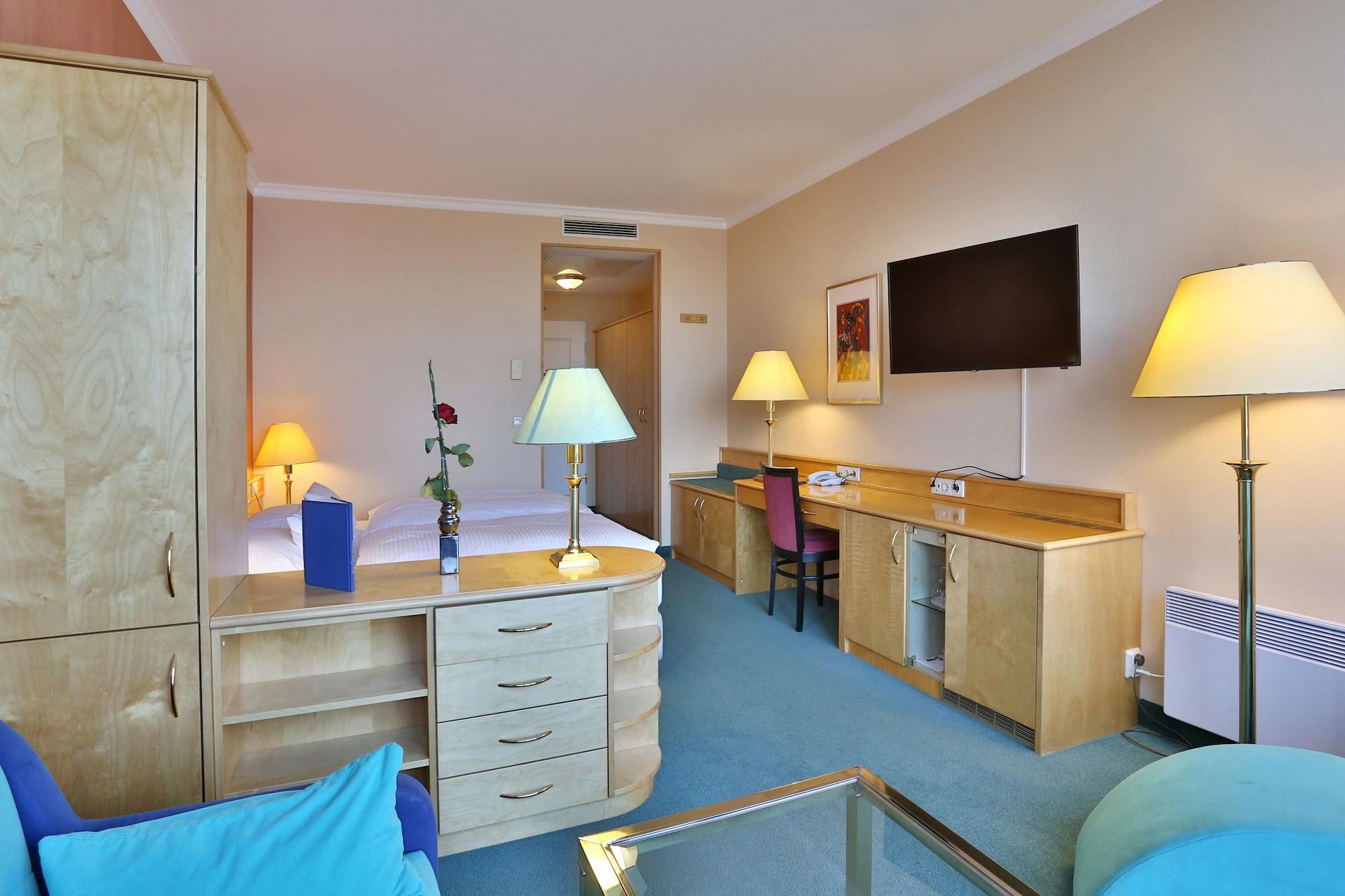 Hotel Kaiserhof Heringsdorf Bagian luar foto